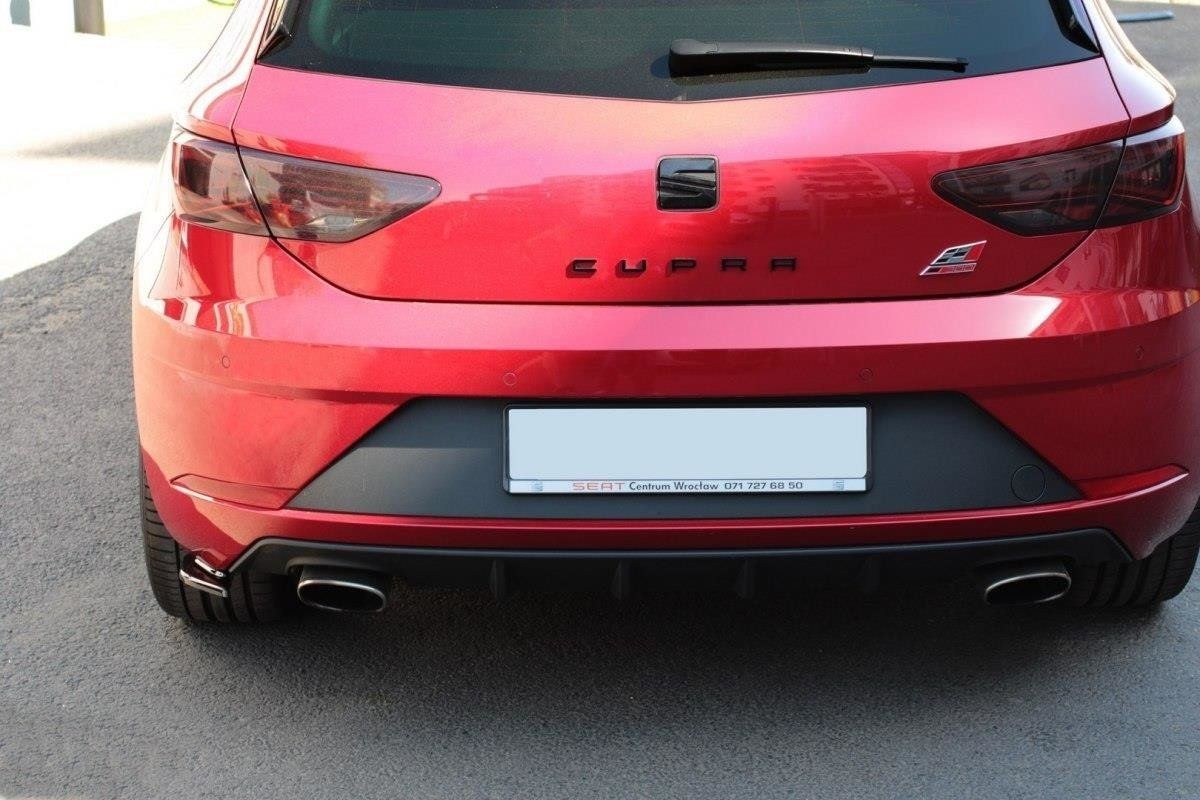 Image of Maxton Achter Bumper Lip V2 Glanzend Zwart ABS Plastic Seat Leon Facelift