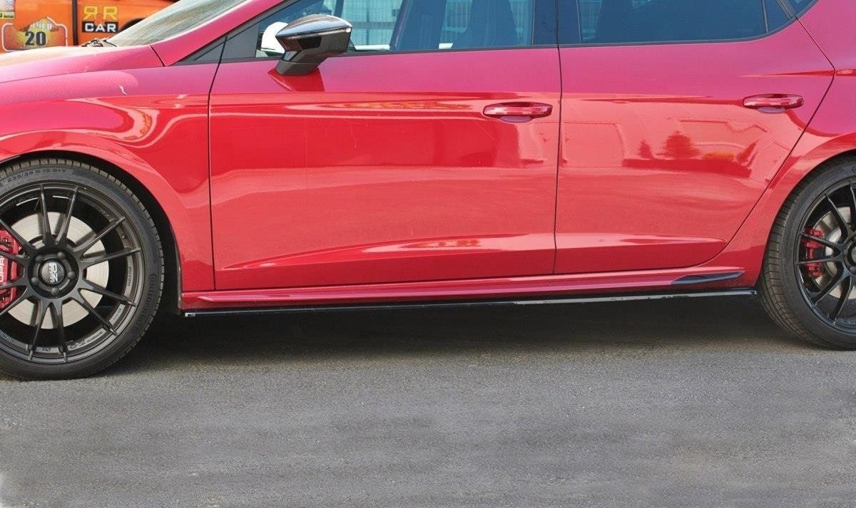 Image of Maxton Side Skirts V1 Glanzend Zwart ABS Plastic Seat Leon Facelift