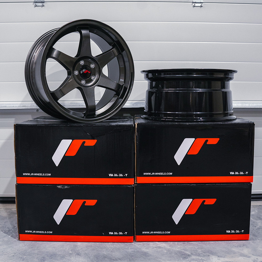 Image of JR-Wheels JR3 2 Colors TWEEDE KANS 2x 18x8.5 ET30 / 2x 18x9 ET20 5x100 Hyper Black