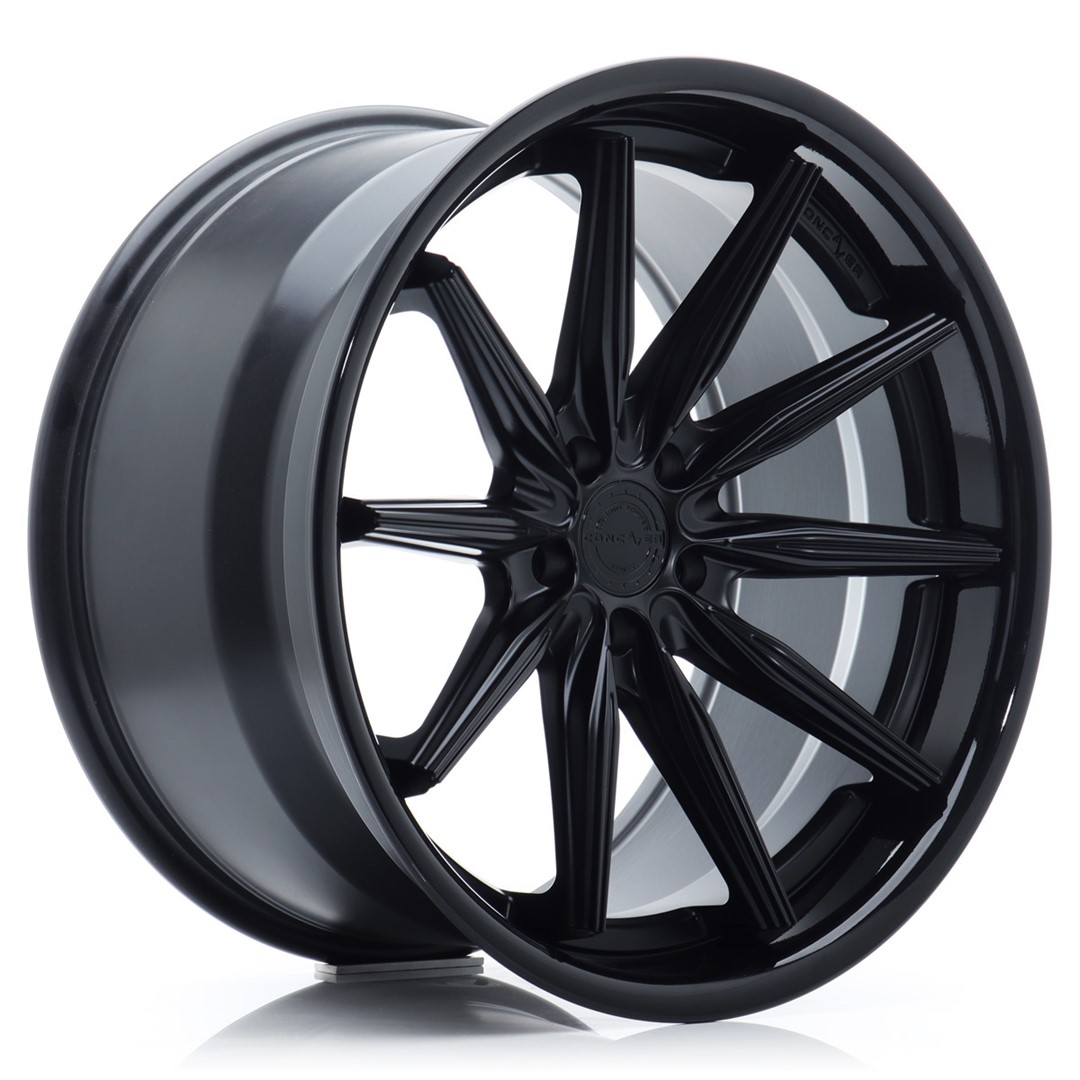 Image of Concaver CVR8 Velgen 19 Inch 9J ET20-32 Custom PCD Diepe Concave Flow Form Matt Black Gloss Black Stainless Steel Lip