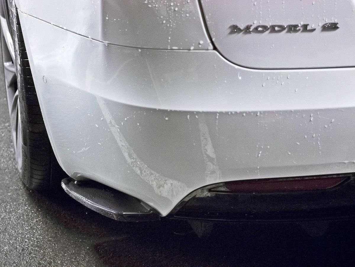 Image of Maxton Achter Bumper Lip Glanzend Zwart ABS Plastic Tesla Model S Facelift