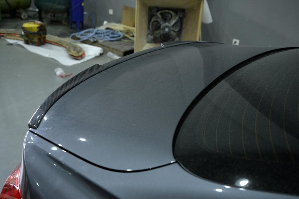 Image of CarbonWorks Koffer Spoiler Performance Carbon BMW 4-serie