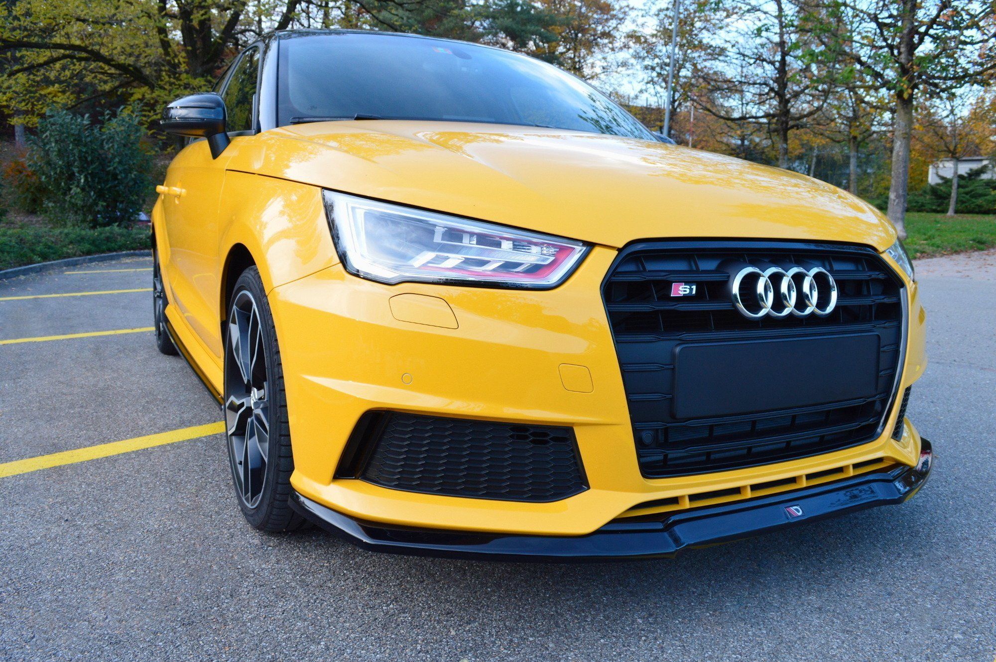 Image of Maxton Voor Bumper Lip Glanzend Zwart ABS Plastic Audi S1