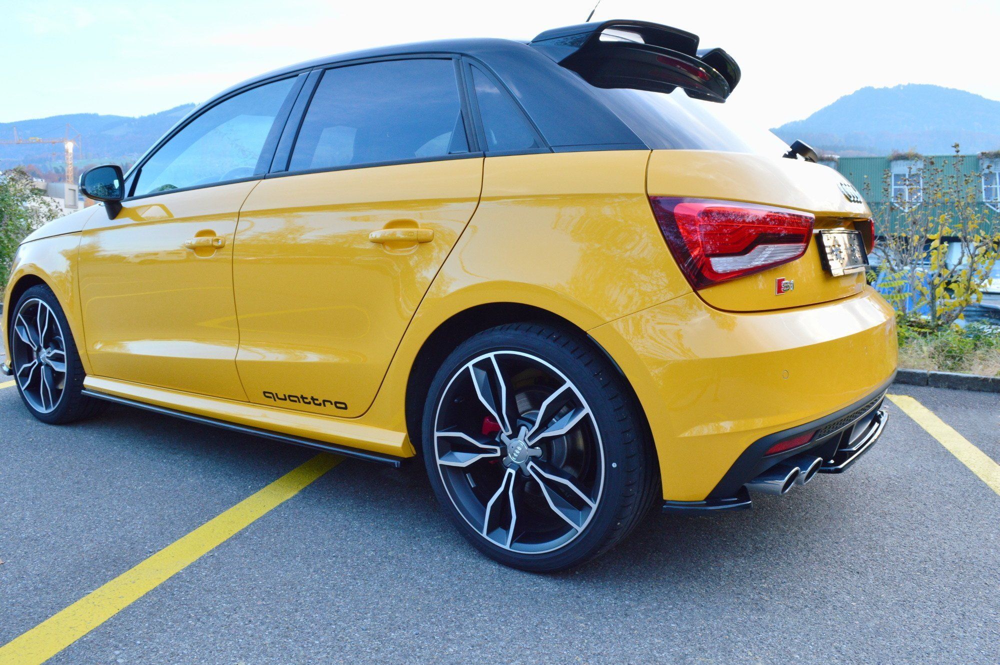 Image of Maxton Side Skirts Glanzend Zwart ABS Plastic Audi S1