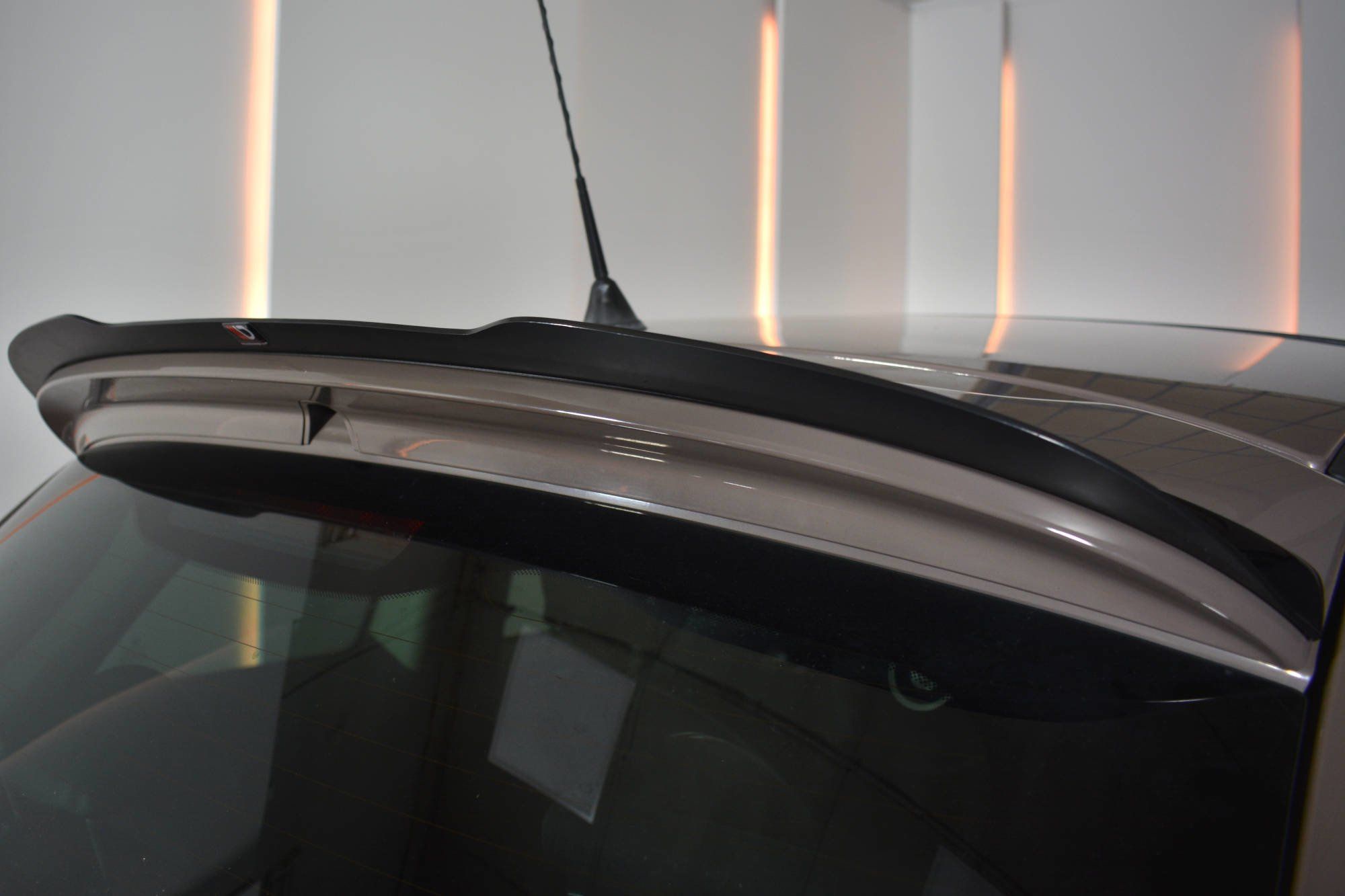 Image of Maxton Achter Spoiler Verlengstuk Glanzend Zwart ABS Plastic Fiat 500 Facelift
