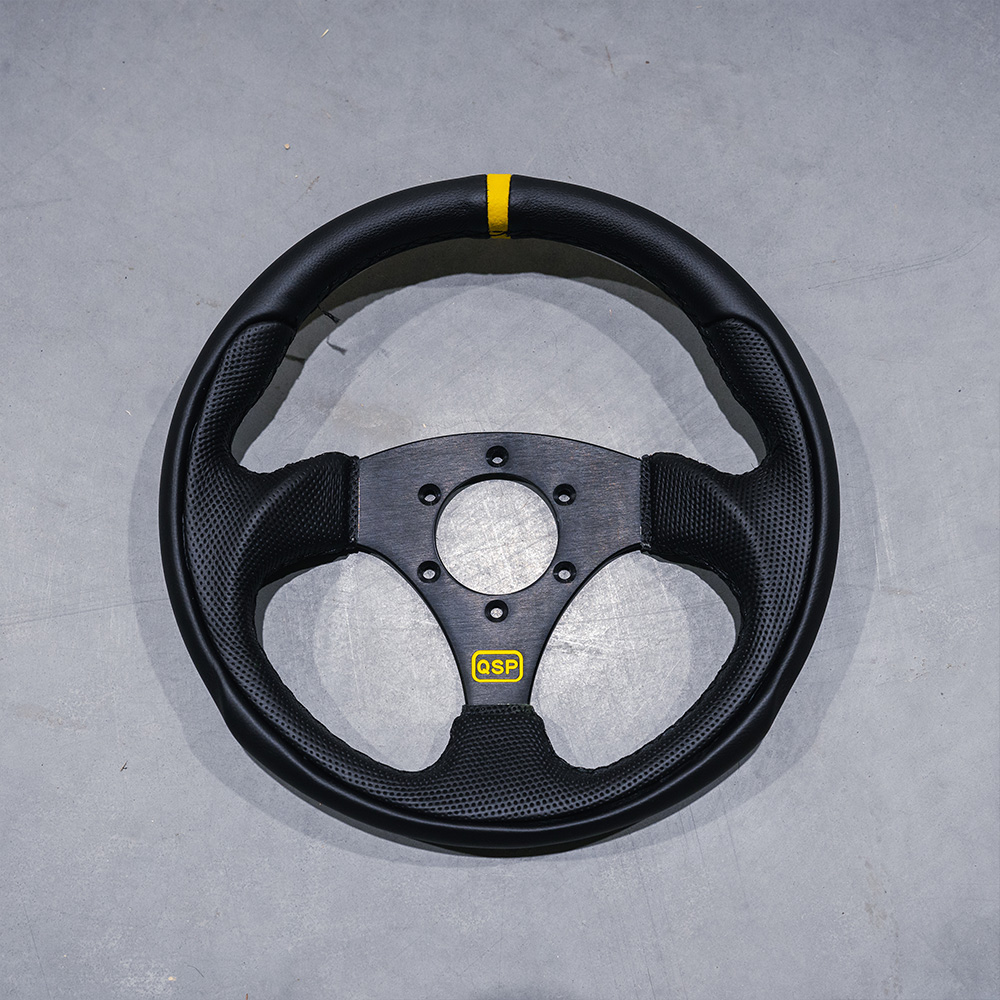 QSP Stuur Racing TWEEDE KANS Zwart 300mm