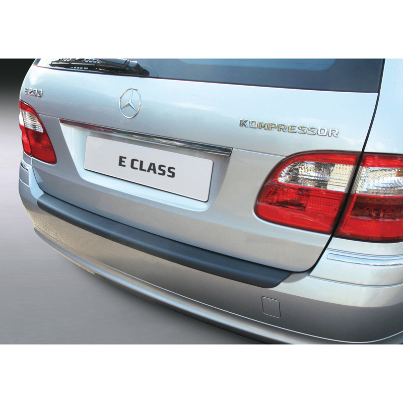 Image of RGM Achter Bumper Beschermlijst Zwart ABS Plastic Mercedes E-Class