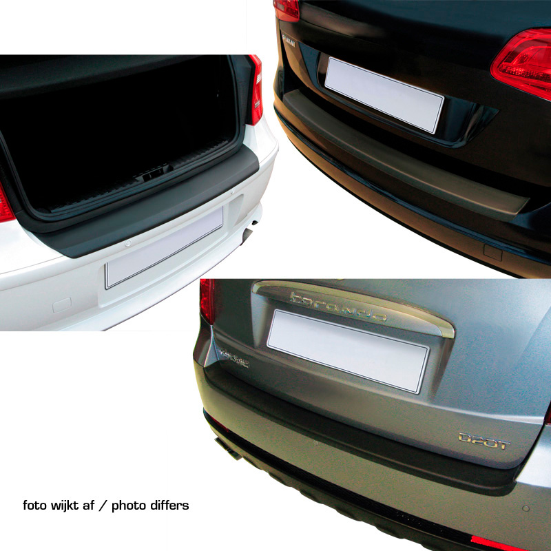 Image of RGM Achter Bumper Beschermlijst Zwart ABS Plastic Toyota Yaris