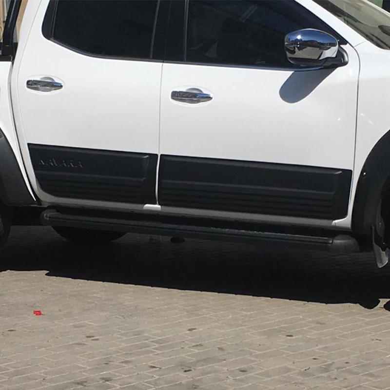 Image of Oneway Zijpanelen Zwart ABS Plastic Nissan Navara