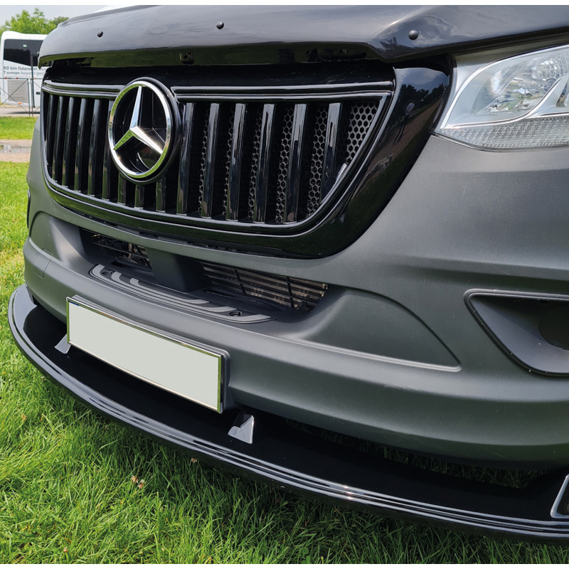 Image of Oneway Voor Bumper Lip Zwart ABS Plastic Mercedes Sprinter