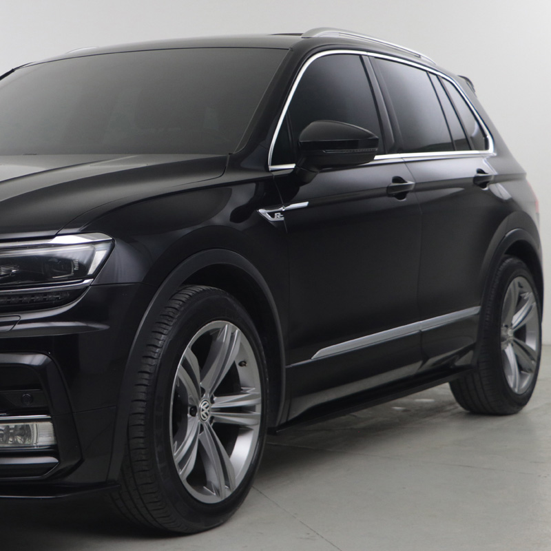 Image of Oneway Side Skirts Zwart ABS Plastic Volkswagen Tiguan