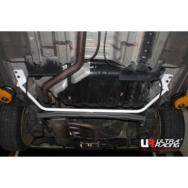 Image of Ultra Racing Achter Veerpootbrug 2 Points Wit Staal Hyundai Veloster