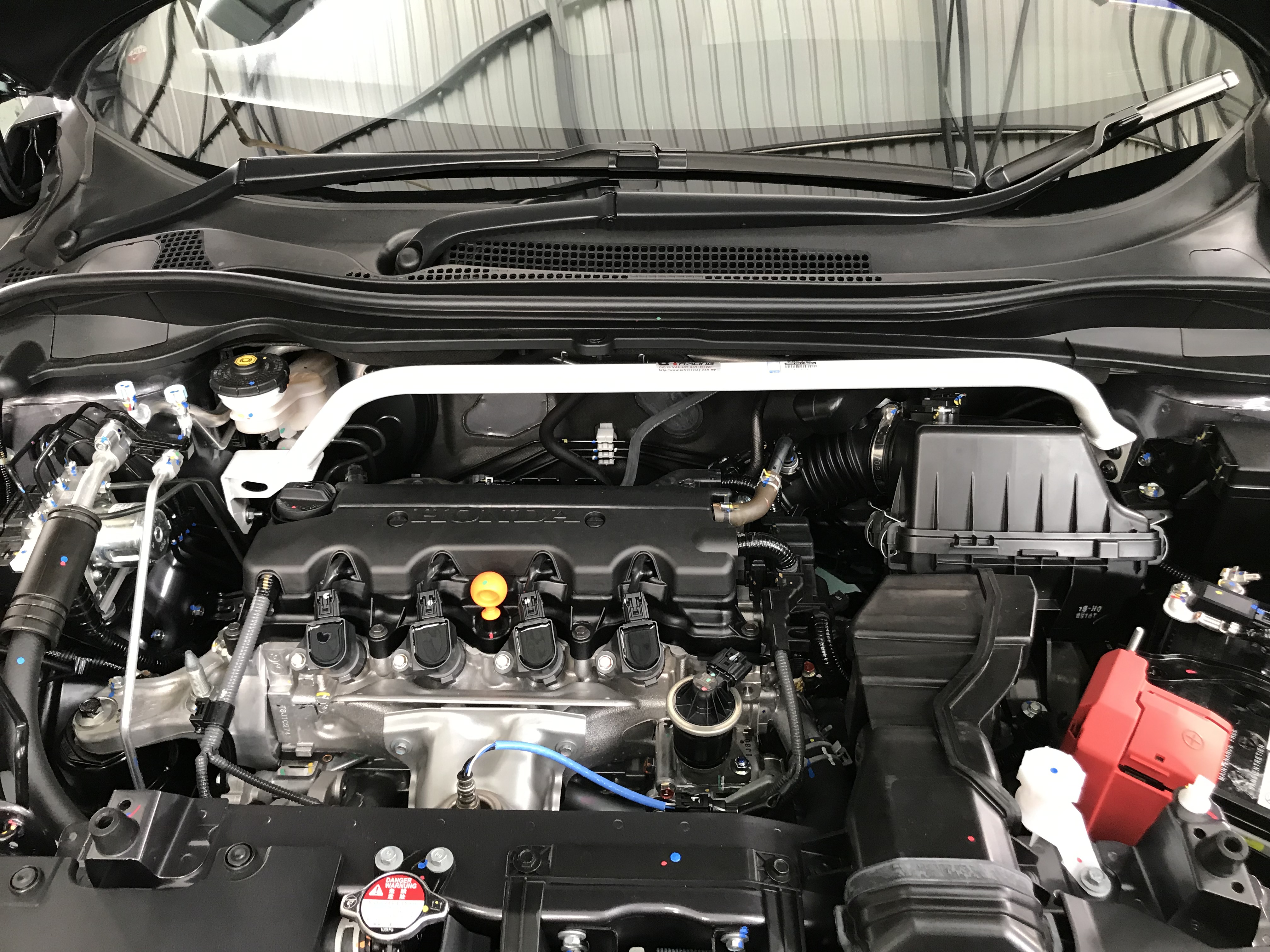 Image of Ultra Racing Voor Veerpootbrug 2 Points Wit Staal Honda HR-V