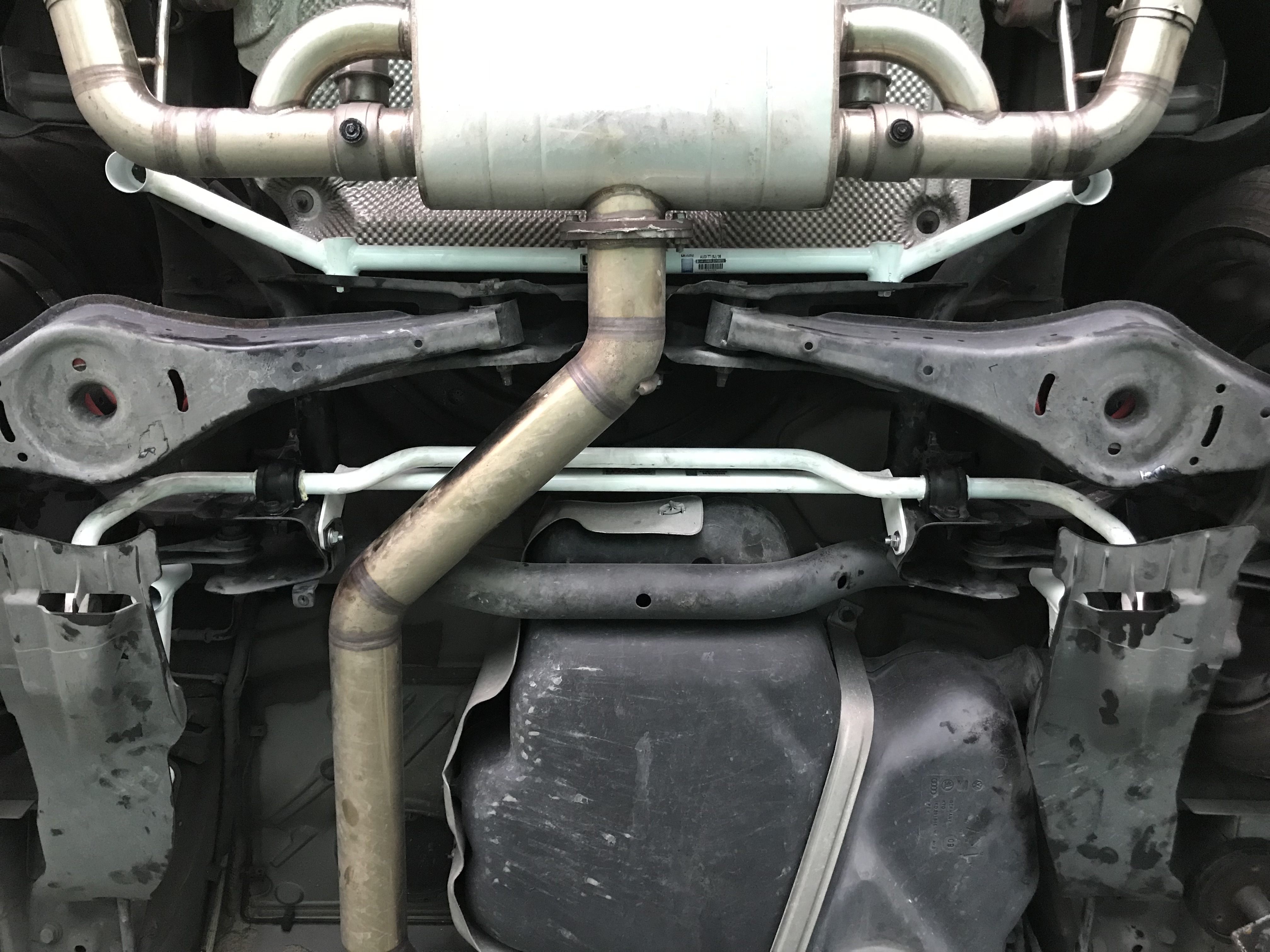 Image of Ultra Racing Achter Stabilisatorstang Wit 23mm Staal Audi,Seat,Volkswagen