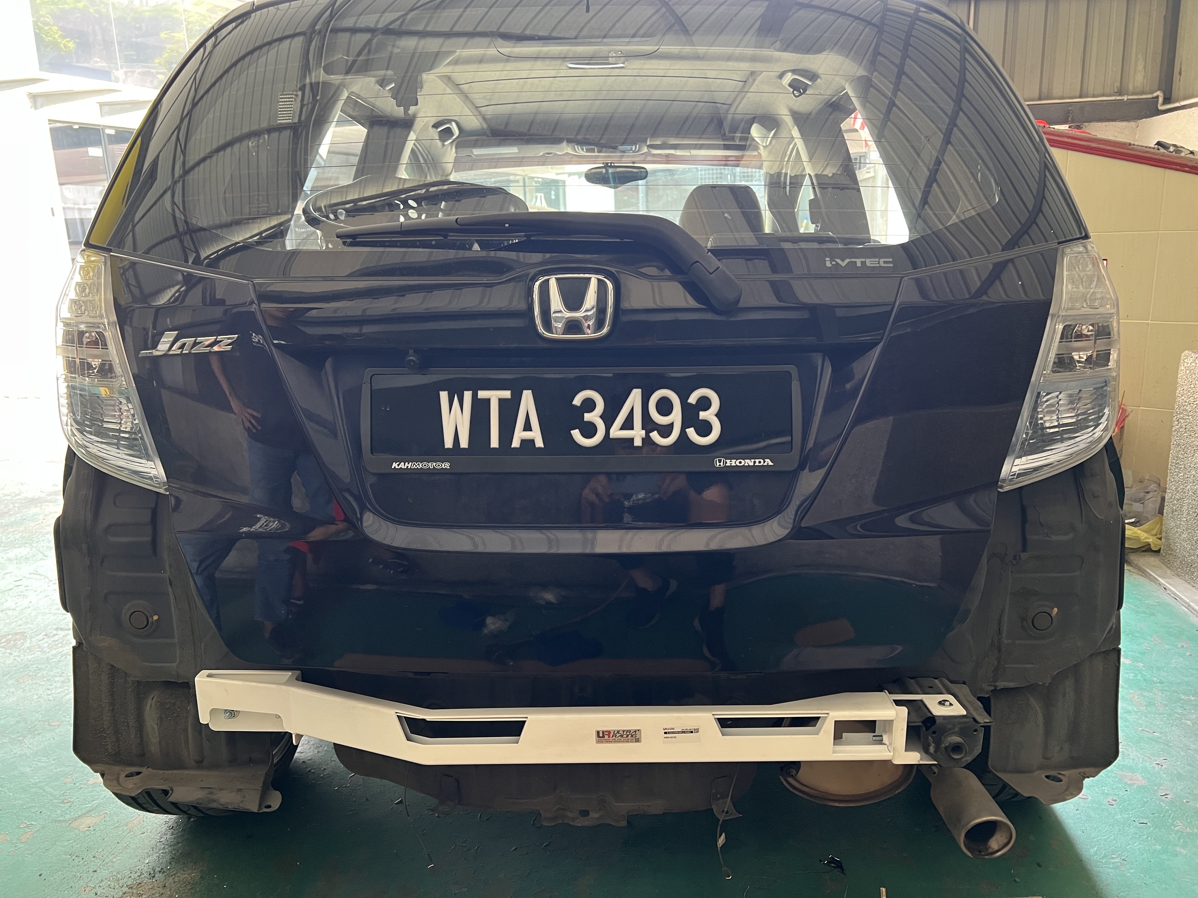 Image of Ultra Racing Achter Bumperbalk Wit Staal Honda Jazz