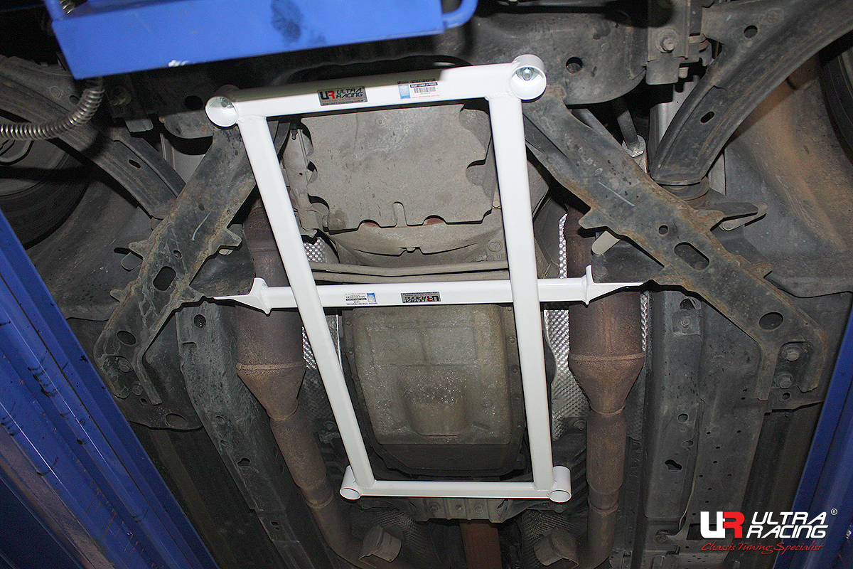 Image of Ultra Racing Voor Veerpootbrug 4 Points Wit Staal Ford Mustang