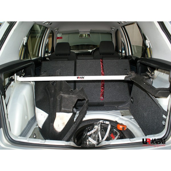 Image of Ultra Racing Achter Veerpootbrug 2 Points Wit Staal Volkswagen Golf