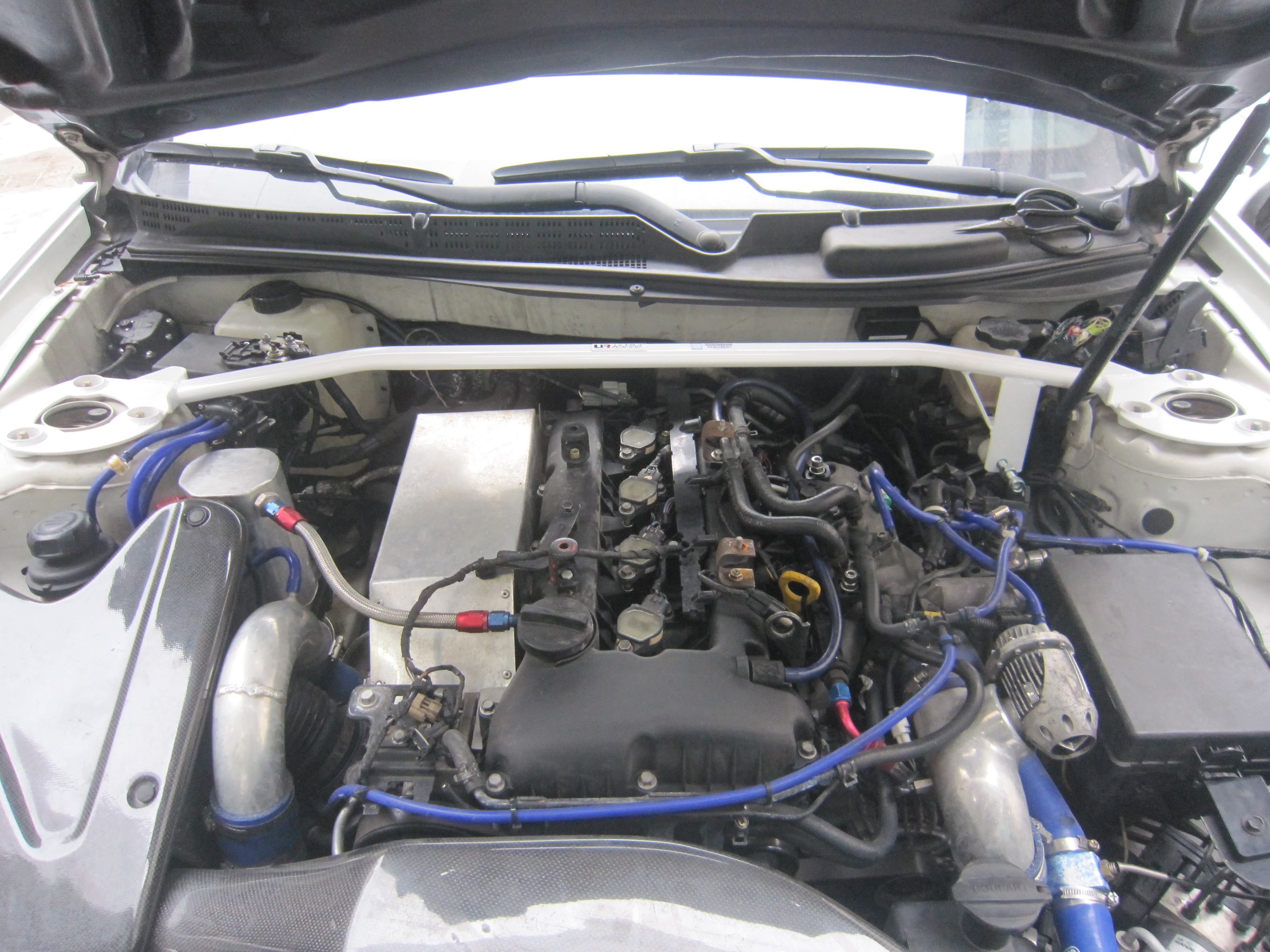 Image of Ultra Racing Voor Veerpootbrug 2 Points Wit Staal Hyundai Genesis