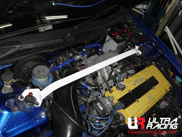 Image of Ultra Racing Voor Veerpootbrug 2 Points Wit Staal Honda Civic