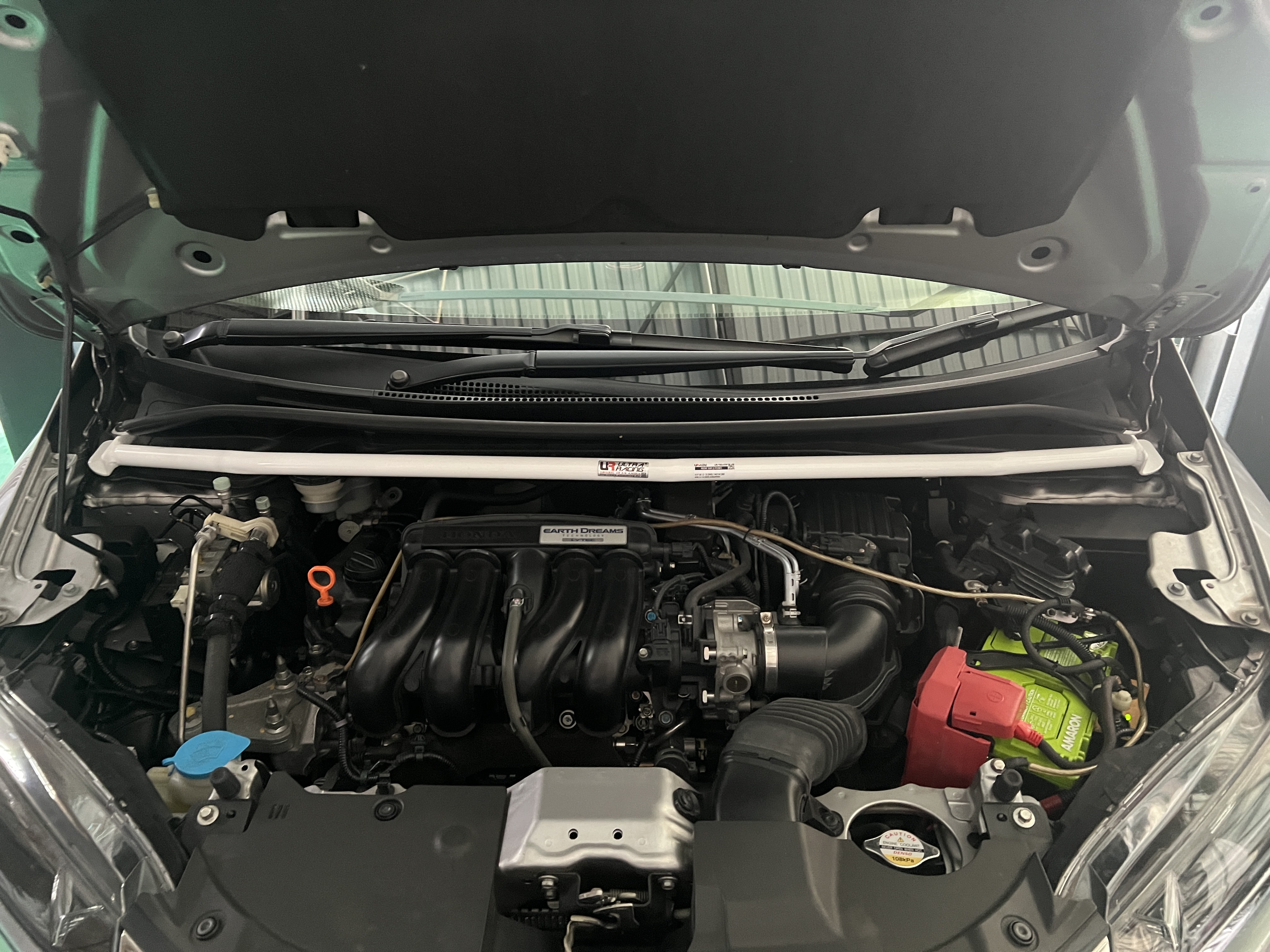 Image of Ultra Racing Voor Veerpootbrug 2 Points Wit Staal Honda Jazz