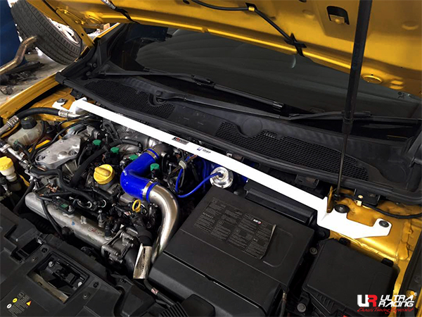 Image of Ultra Racing Voor Veerpootbrug Wit Staal Renault Mégane