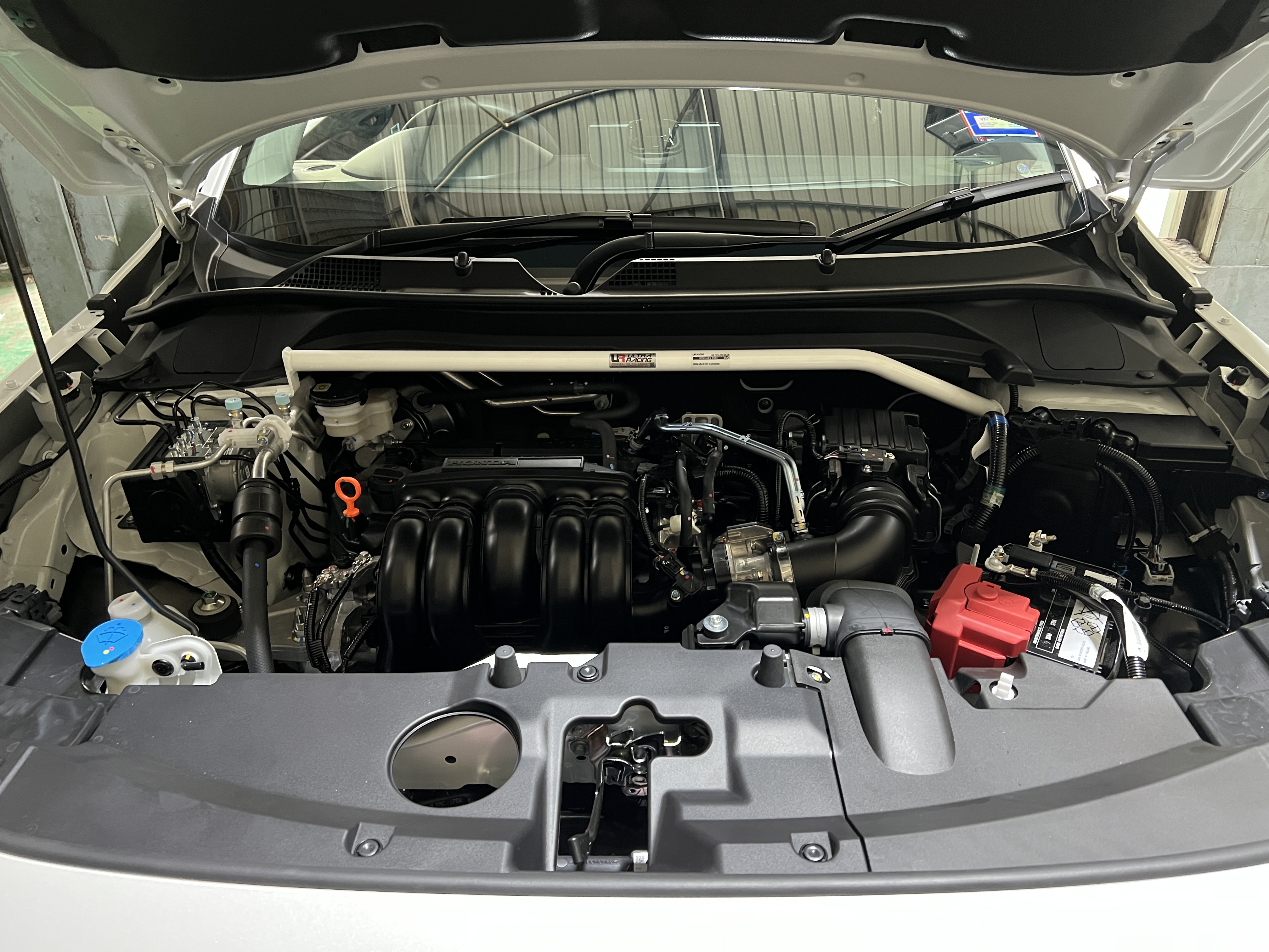 Image of Ultra Racing Voor Veerpootbrug Wit Staal Honda HR-V
