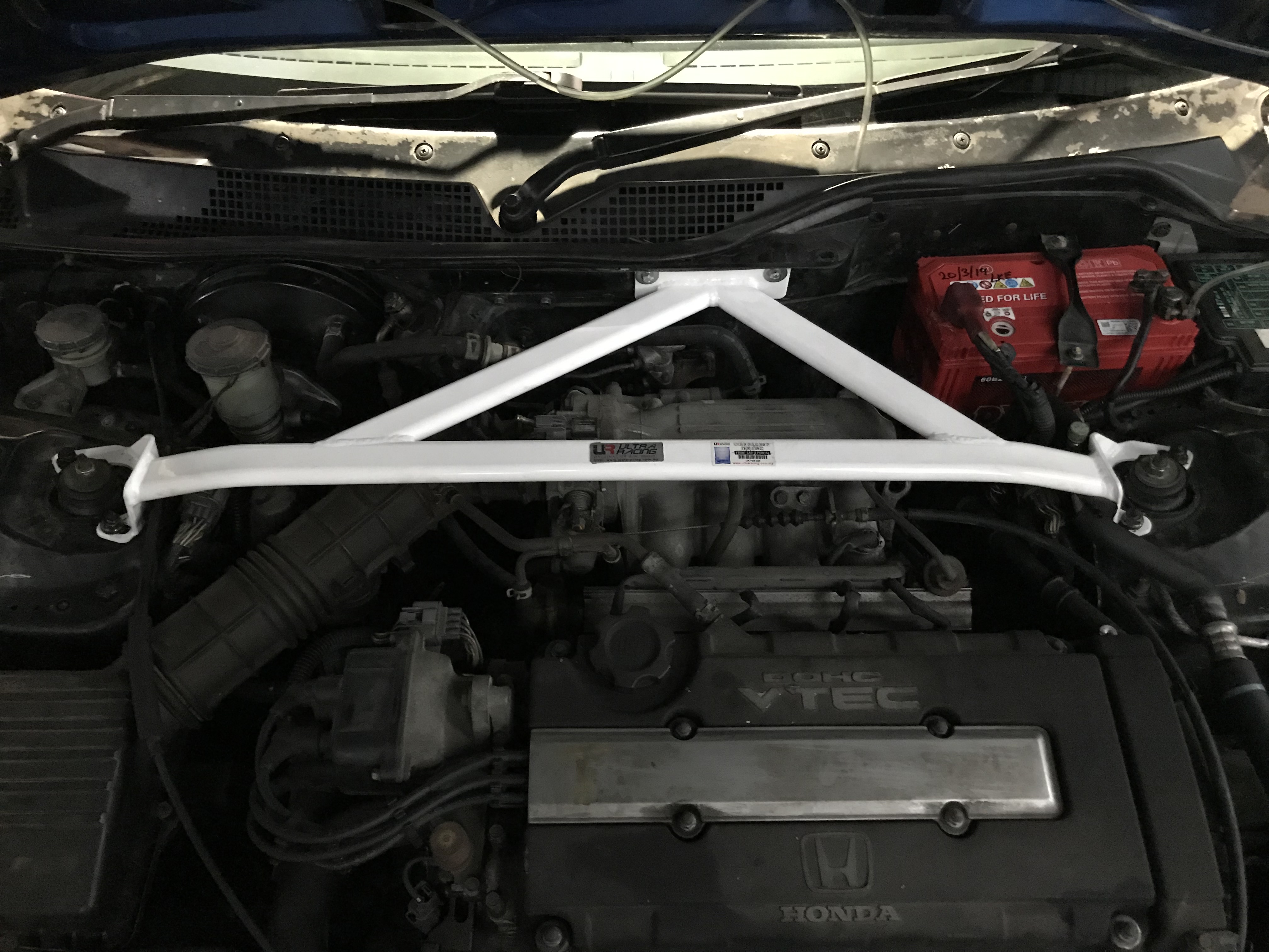 Image of Ultra Racing Voor Veerpootbrug 3 Points Wit Staal Honda Civic