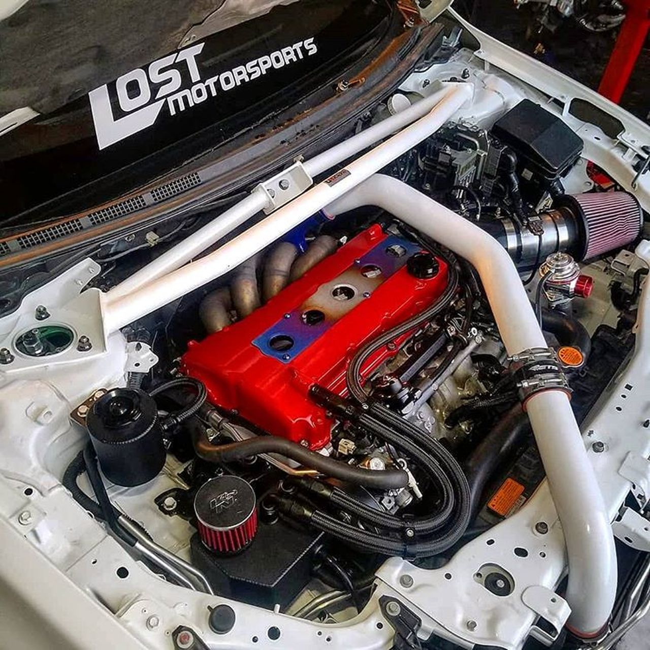 Image of Ultra Racing Voor Veerpootbrug 3 Points Wit Staal Mitsubishi Lancer Evolution