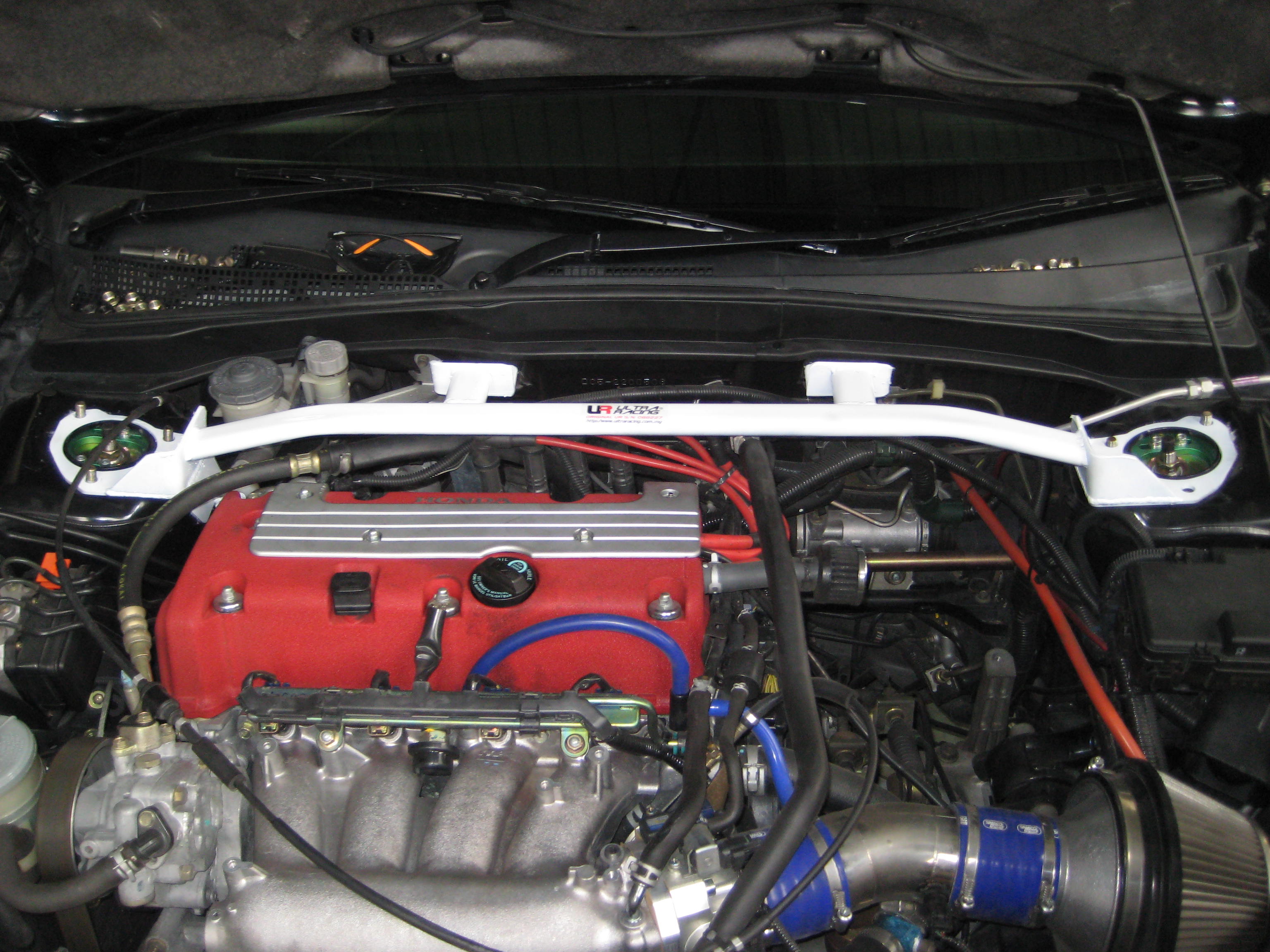 Image of Ultra Racing Voor Veerpootbrug 4 Points Wit Staal Honda Integra