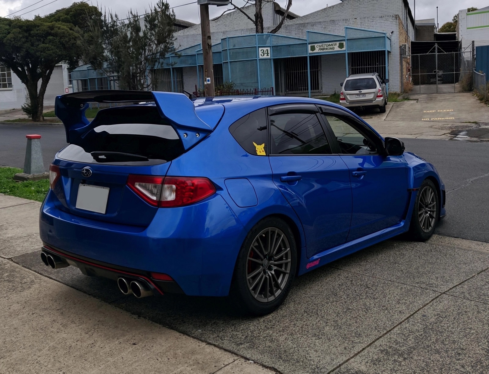 Image of CarbonWorks Spoiler Varis Style Versie 1 Ongeverfd Carbon Subaru Impreza