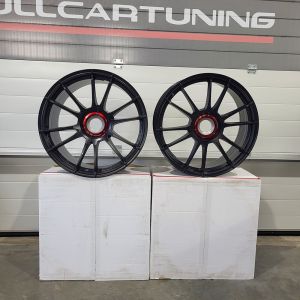 OZ-Racing Ultraleggera HLT CL TWEEDE KANS 2x 20x9 ET55 / 2x 20x12 ET47 Center Lock Flat Zwart