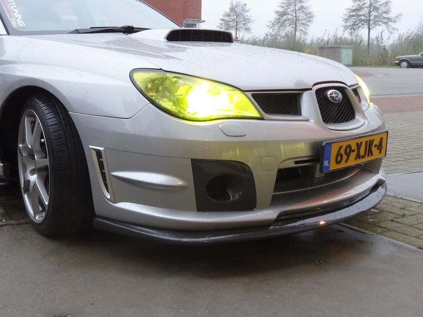 Image of CarbonWorks Voor Bumper Lip STI Style Carbon Subaru Impreza Facelift