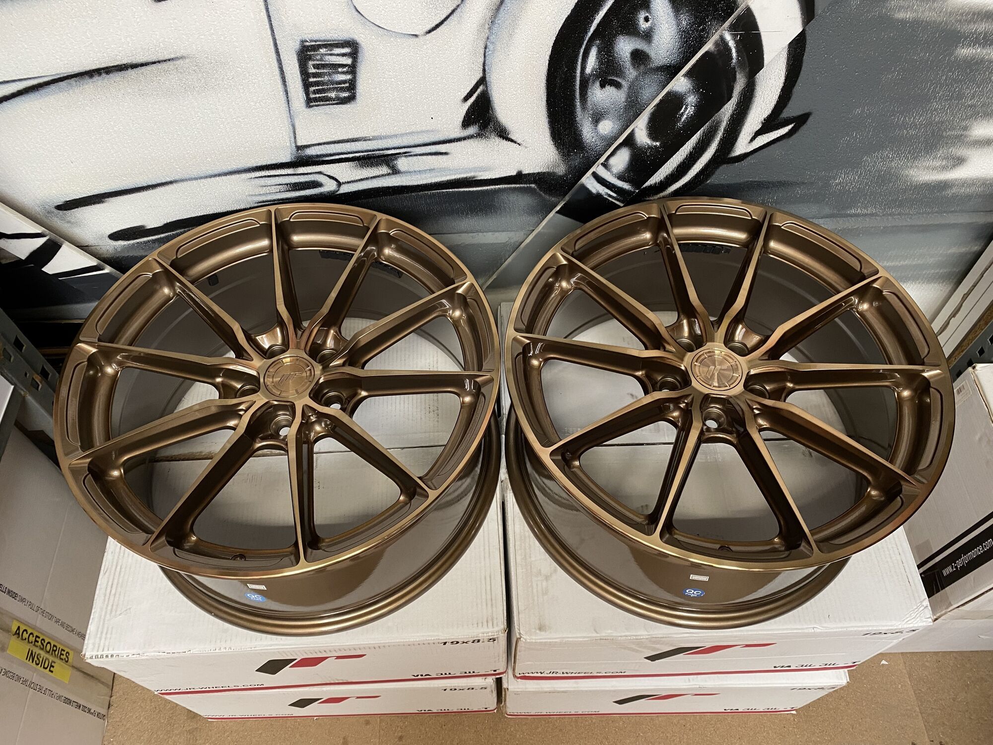Image of JR-Wheels JR37 Set Of 4 Velgen 19 Inch 8.5J ET45 5x112 Platinum Bronze
