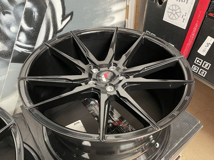Image of JR-Wheels JR21 velgen 19 inch 8.5J ET35 + 9.5J ET40 Breedset 5x112