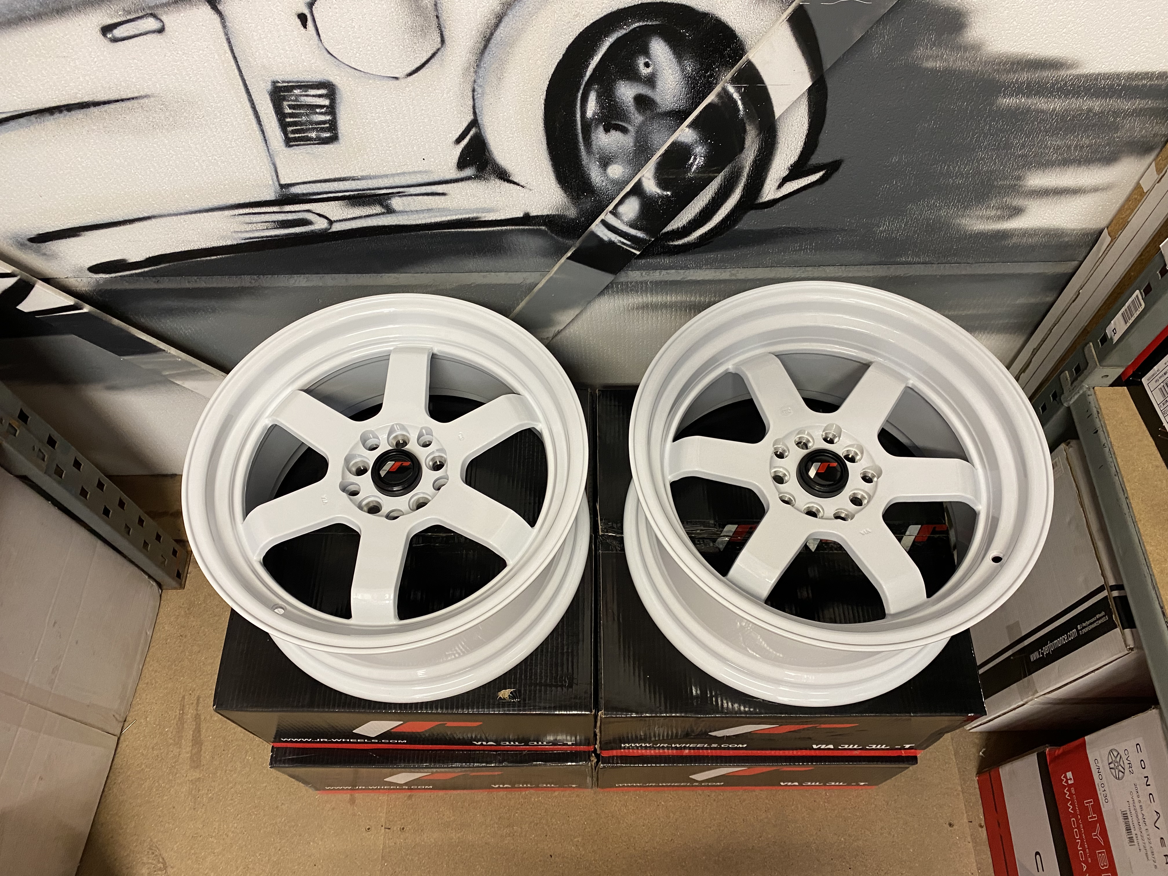 Image of JR Wheels JR12 2x 17x8 ET33 2x 17x9 ET25 5x100/114.3 Wit