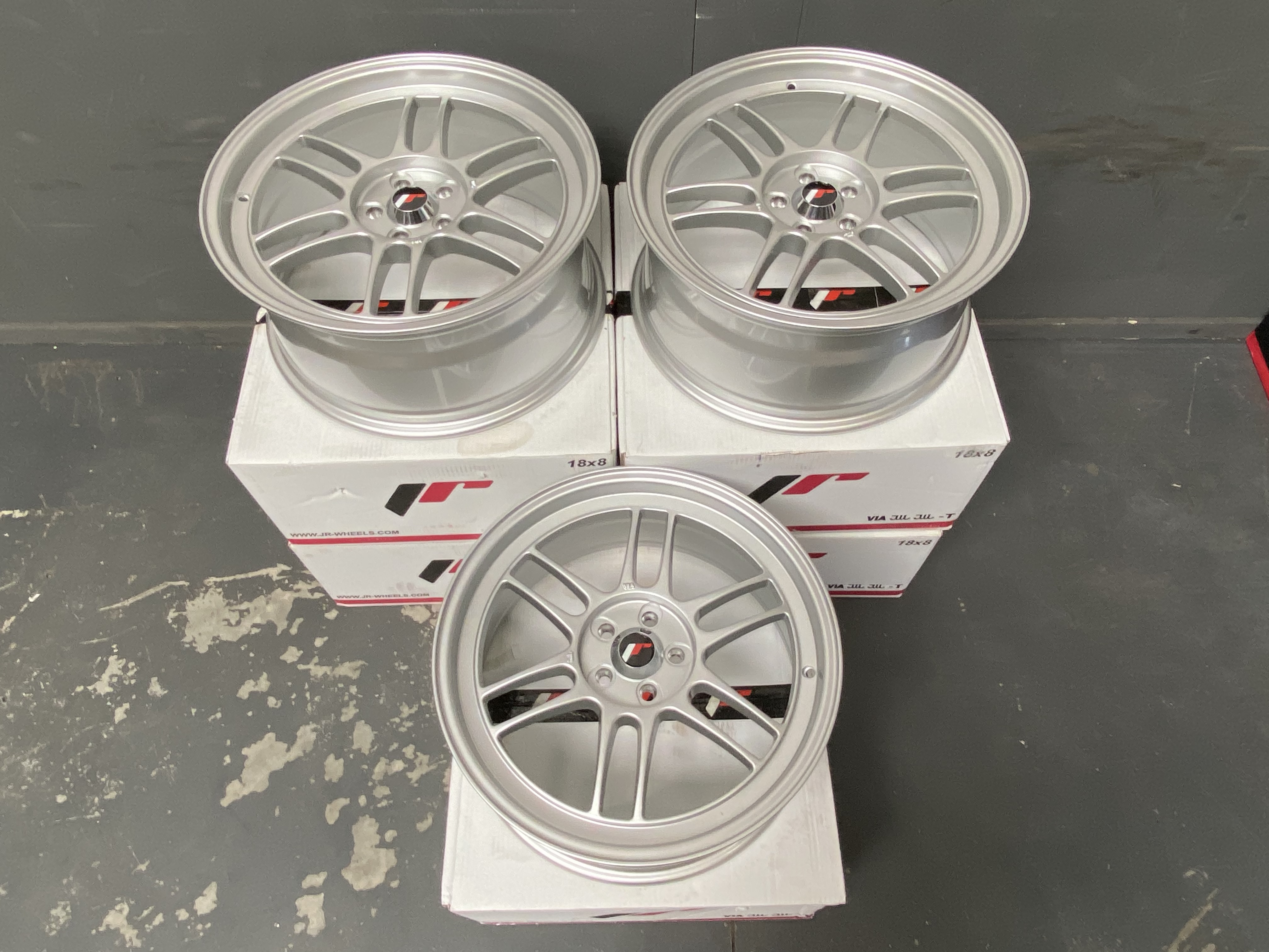 Image of JR-Wheels JR7 Velgen 18 Inch 8J ET35 5x100