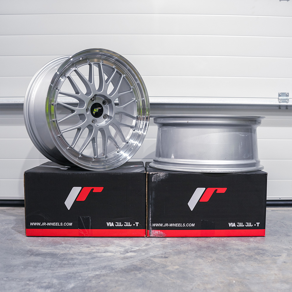 Image of JR-Wheels JR23 TWEEDE KANS Velgen 20 Inch 8.5J ET30 5x112 Hyper Silver