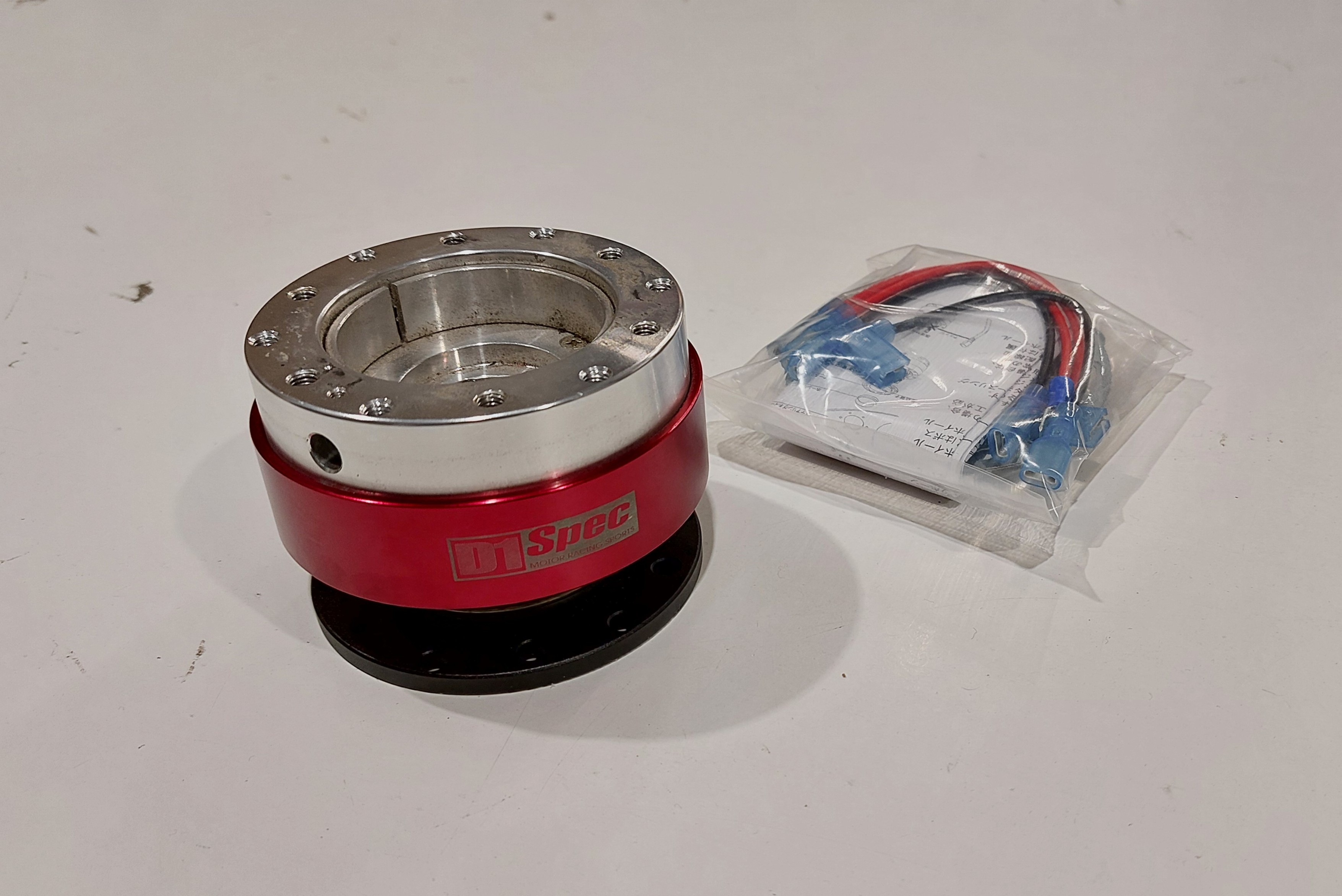 Image of D1 Spec Snap-Off TWEEDE KANS Rood Aluminium
