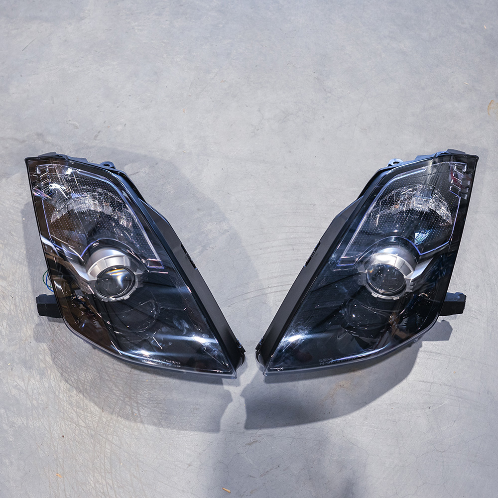 Image of DEPO Koplampen JDM Style TWEEDE KANS Black Housing Nissan 350Z