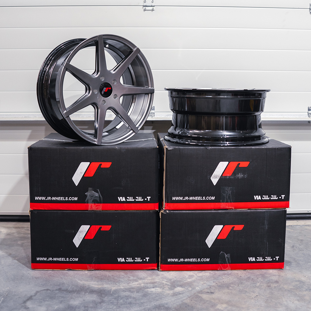 Image of JR-Wheels JR20 TWEEDE KANS Velgen 18 Inch 8.5J ET30 5x114.3 Hyper Black