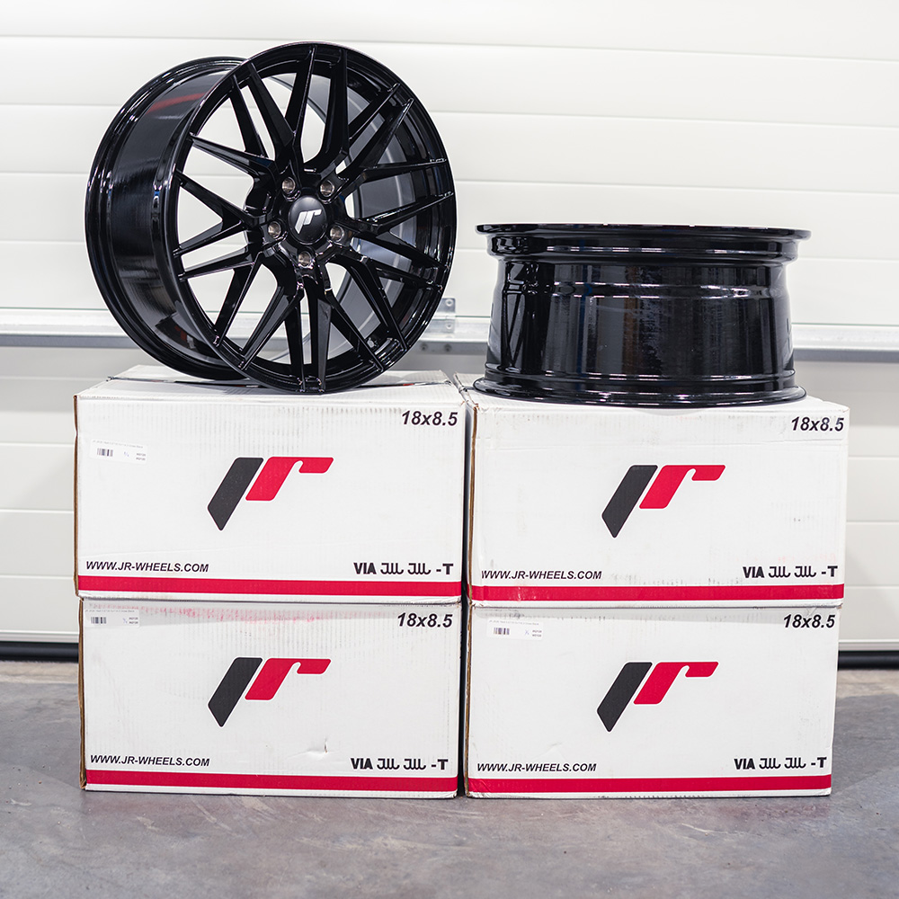 Image of JR-Wheels JR28 TWEEDE KANS Velgen 18 Inch 8.5J ET35 5x114.3 Gloss Black