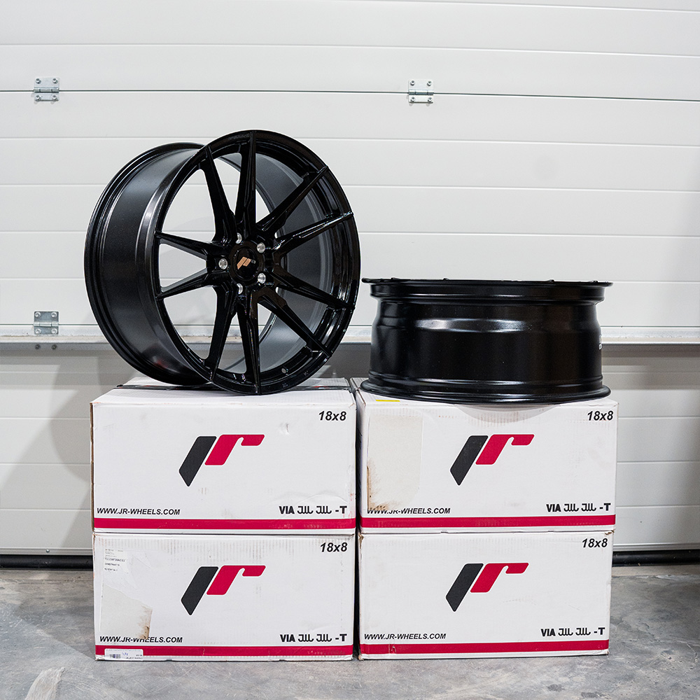 Image of JR-Wheels JR21 TWEEDE KANS 20x8.5 ET45 + 20x9,5 ET40 5x112 Flow Form Gloss Black