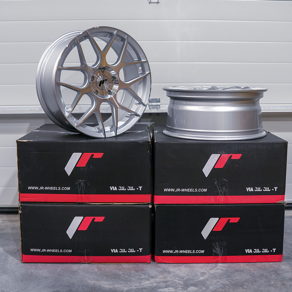 Image of JR-Wheels JR18 TWEEDE KANS Velgen 18 Inch 7.5J ET35 5x112 Silver Machined